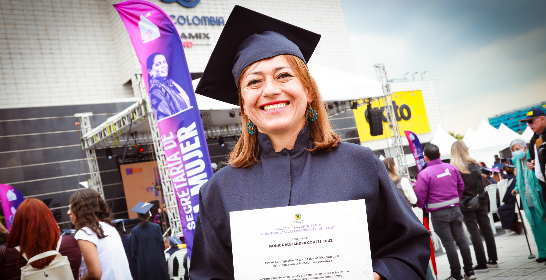 Mujer graduada