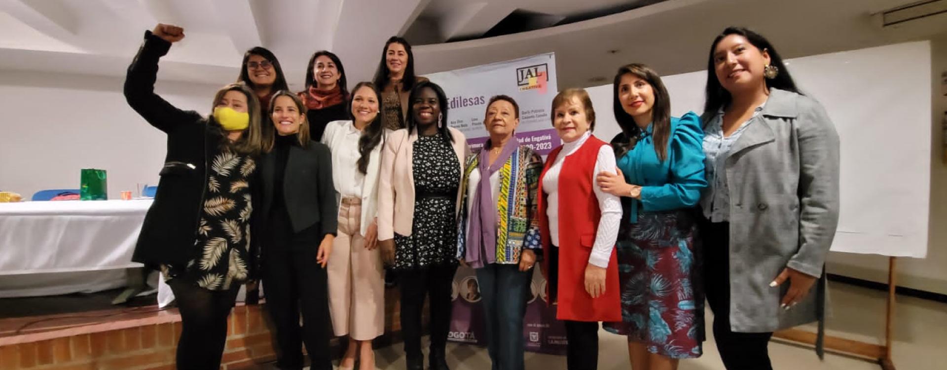 Grupo de la conformación de las Bancadas de Mujeres en las Juntas Administradoras Locales de Bogotá