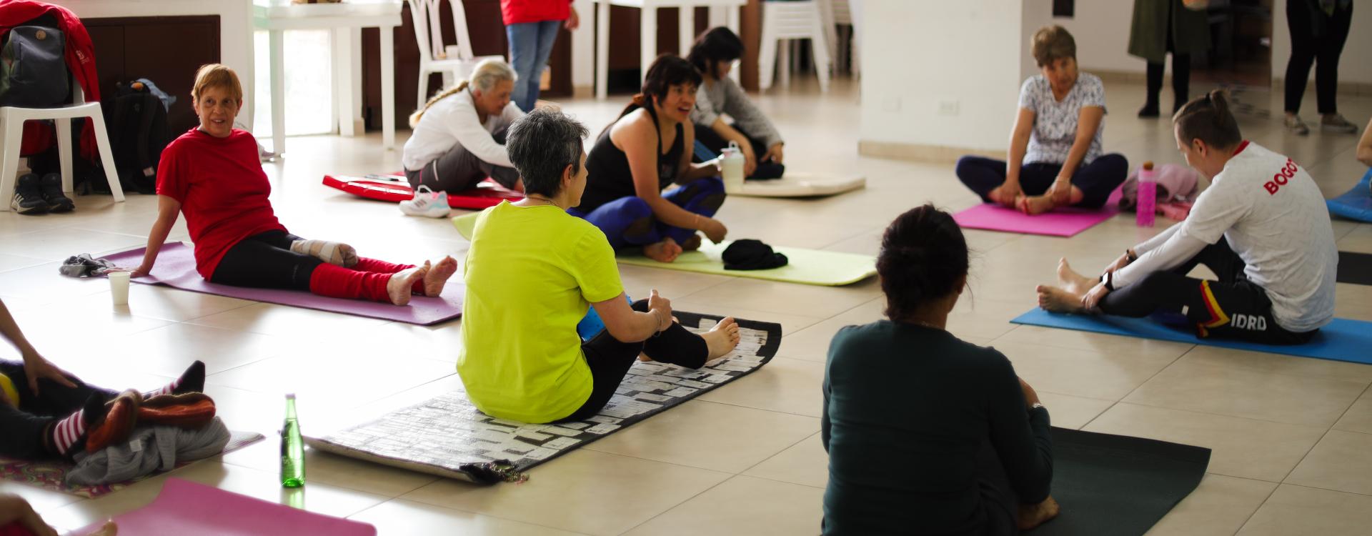 Mujeres realizan actividades de respiro en CIOM