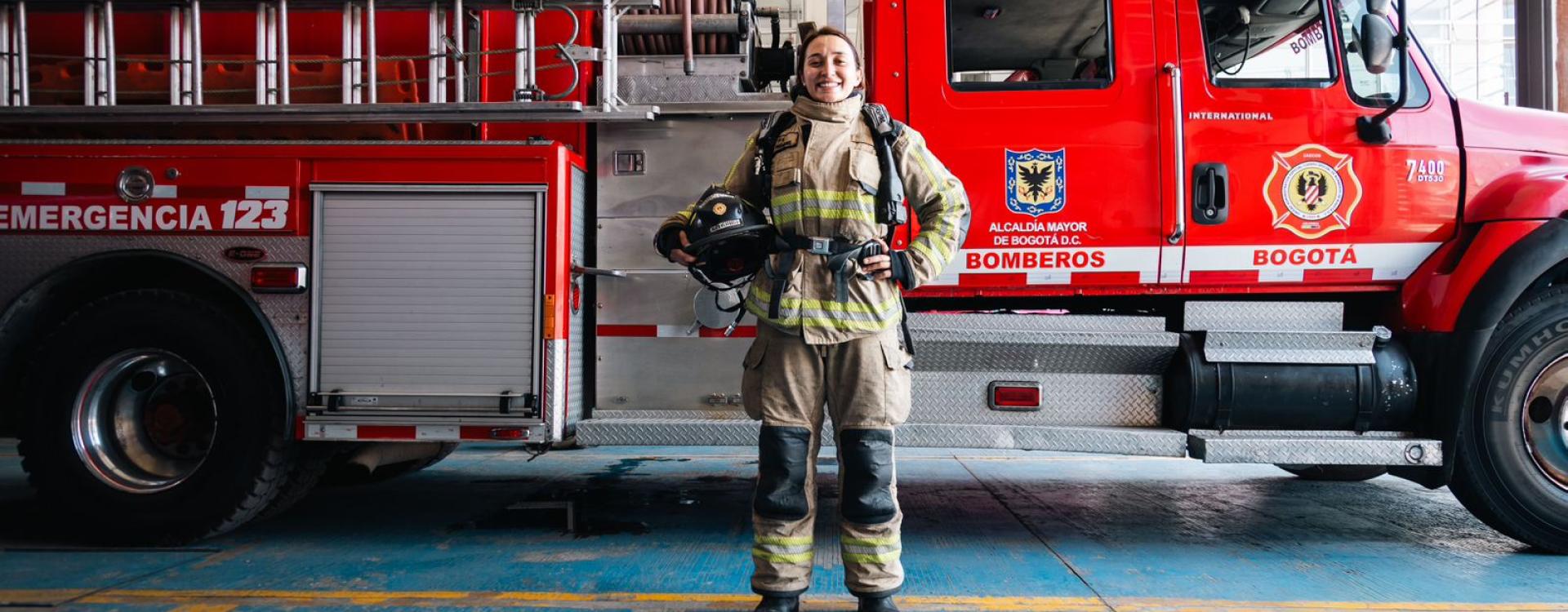 Mujer Bombera 