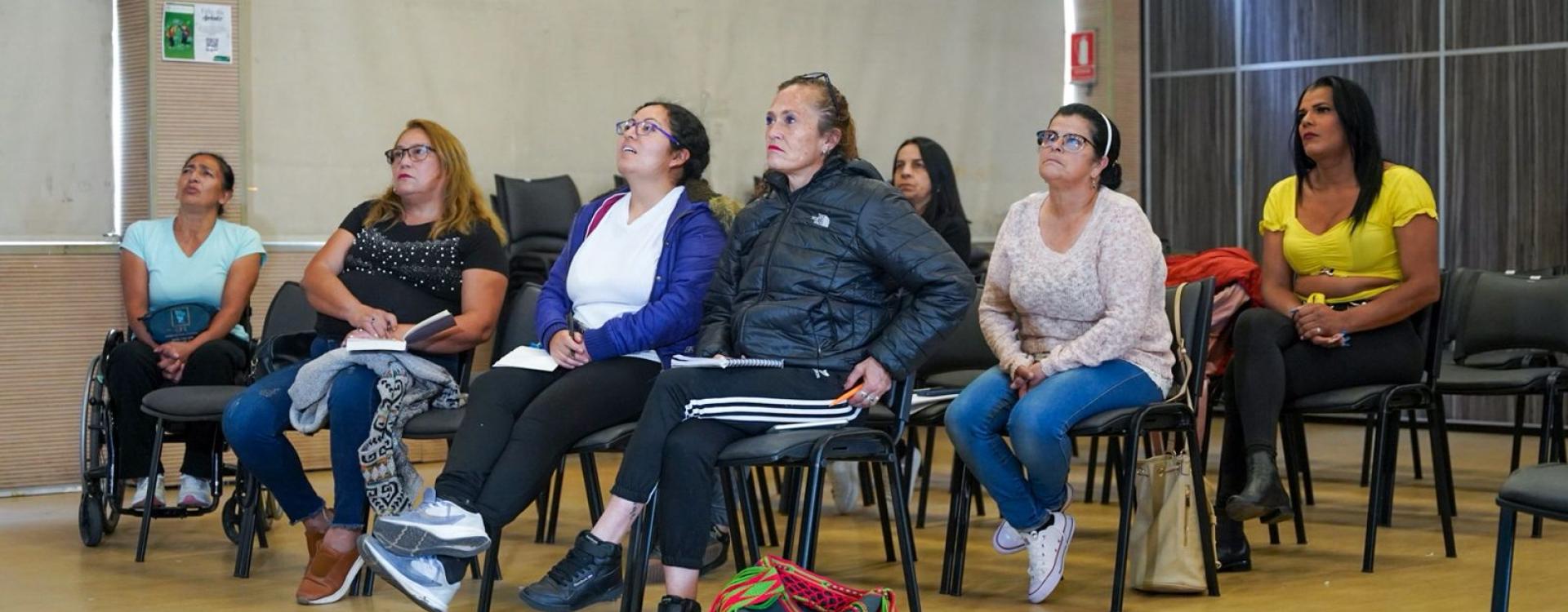 Mujeres en capacitación 