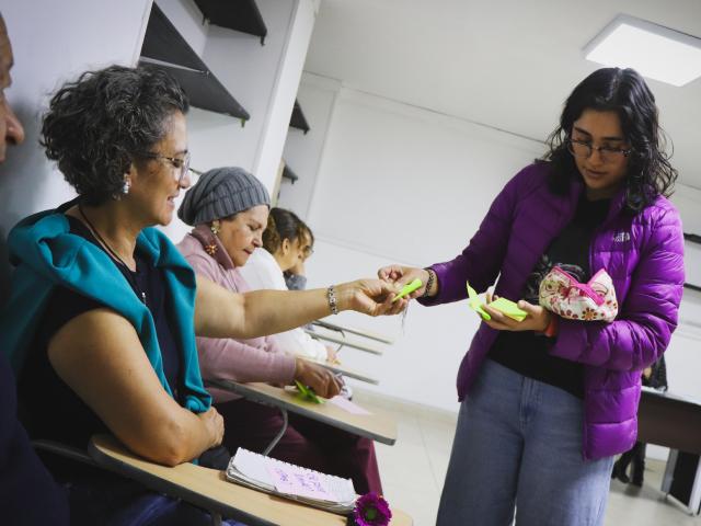 mujeres en formación socioemocional