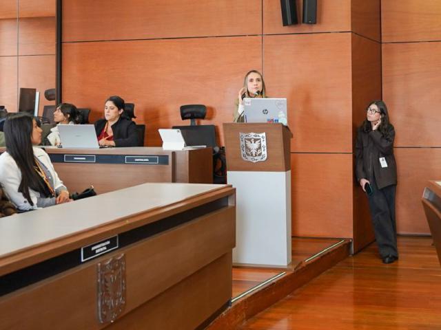 Secretaria Laura Tamietaria