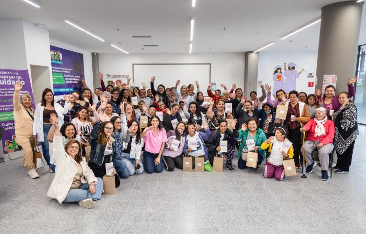 Salud mental y empleo, prioridades de cuidadoras en Ciudad Bolívar