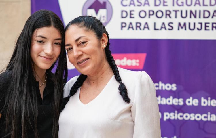 Mujeres acceden a diversos servicios en las Casas de Igualdad de Oportunidades. 