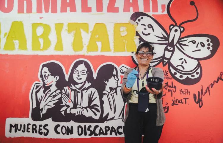 El mural Mi cuerpo es diversidad y autonomía fue creado por mujeres con discapacidad durante el proceso de formación desarrollado por la Secretaría Distrital de la Mujer y el PNUD.