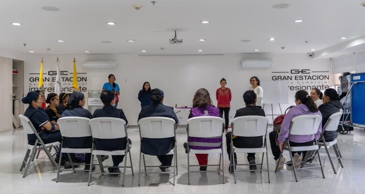 El Sistema Distrital de Cuidado amplía su alcance con una nueva alianza en Gran Estación para llevar sus servicios más cerca de mujeres y personas cuidadoras.