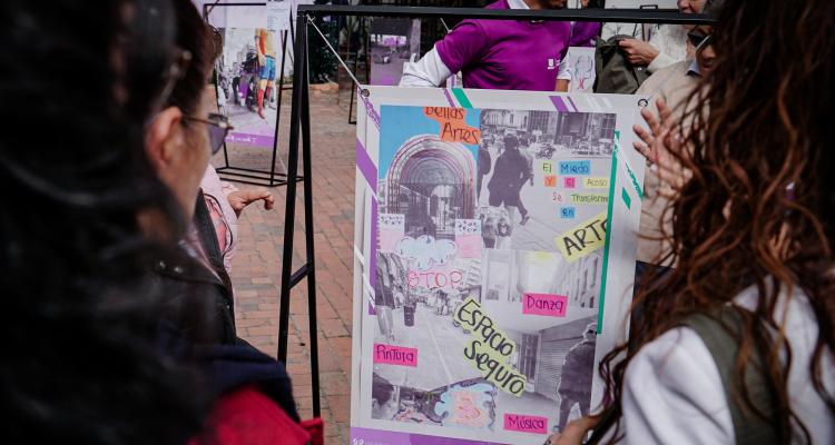 La Secretaría Distrital de la Mujer adelanta acciones de prevención, orientación y atención frente al acoso sexual y otras violencias contra las mujeres en el espacio y el transporte público de Bogotá.
